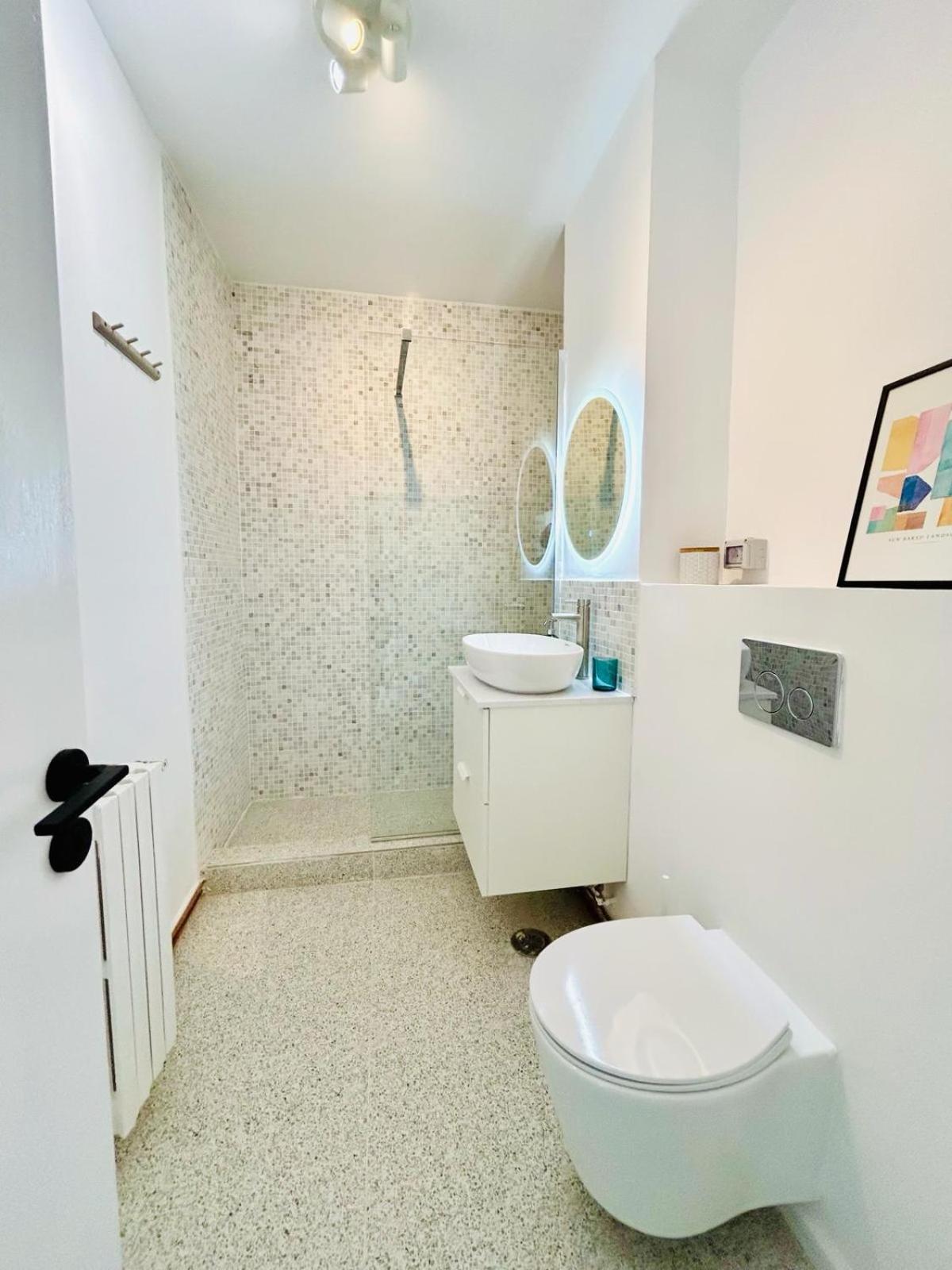 Urban Parkside Retreat Cozy 2-Bed Ap By Metro Apartment Bucureşti Exterior foto