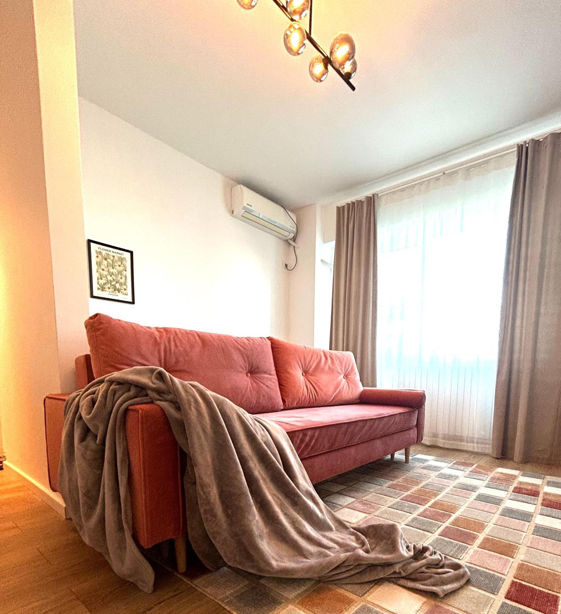 Urban Parkside Retreat Cozy 2-Bed Ap By Metro Apartment Bucureşti Exterior foto